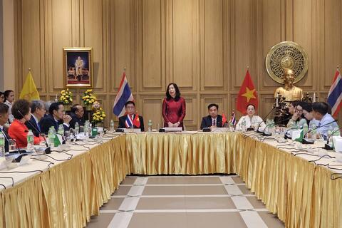 Mỗi kiều bào không chỉ là thành viên của cộng đồng mà còn là đại diện cho hình ảnh đất nước, con người Việt Nam