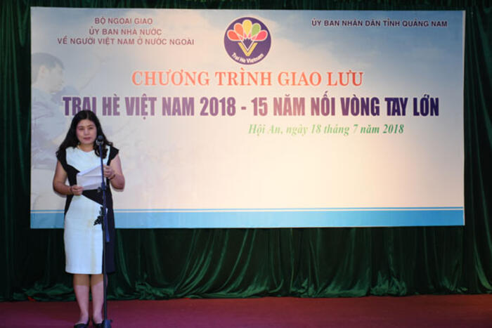 Bà Vũ Tú Oanh _Phó Vụ trưởng Vụ Thông tin Văn hóa, Ủy ban Nhà nước về người Việt Nam ở nước ngoài phát biểu