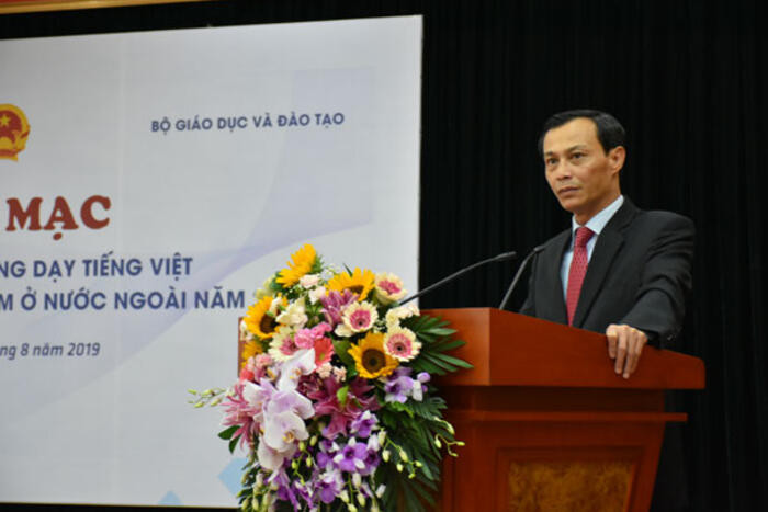 Đại sứ Lương Thanh Nghị, Phó Chủ nhiệm Ủy ban Nhà nước về người Việt Nam ở nước ngoài phát biểu tại Lễ bế mạc
