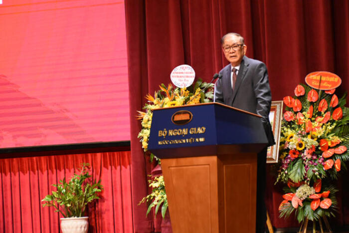Nguyên Bộ trưởng Ngoại giao, nguyên Chủ nhiệm Ủy ban Nguyễn Dy Niên phát biểu tại buổi lễ