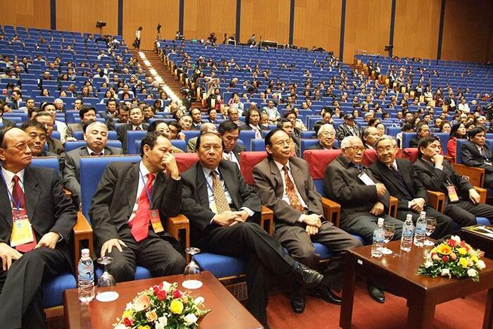Các đại biểu tham dự lễ kỷ niệm 50 năm thành lập Ủy ban Nhà nước về NVNONN