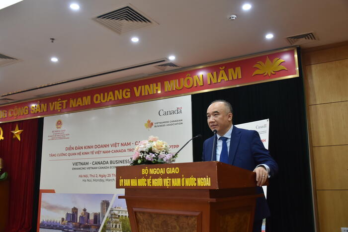 Phó Chủ nhiệm Ủy ban Nhà nước về người Việt Nam ở nước ngoài Nguyễn Mạnh Đông phát biểu khai mạc tại Diễn đàn