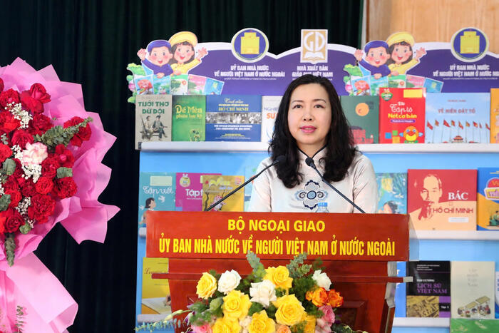 Thứ trưởng Lê Thị Thu Hằng phát biểu Khai mạc buổi lễ