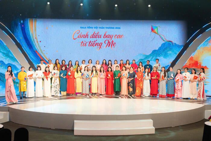 Các học viên tham gia Khóa tập huấn giảng dạy tiếng Việt năm 2026 tham dự Chương trình Gala