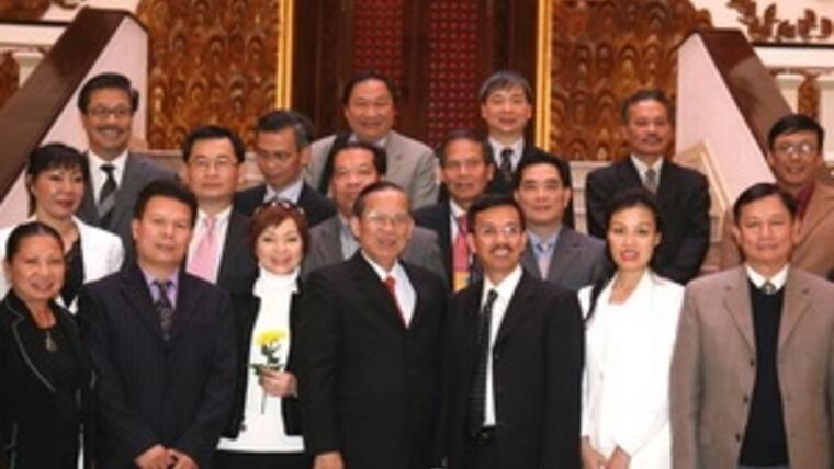Phó Thủ tướng tiếp đoàn đại biểu Việt kiều Mỹ