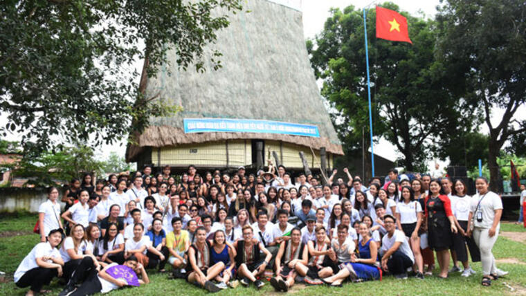 Trại hè Việt Nam 2018: Hòa mình cùng tuổi trẻ và cồng chiêng Tây Nguyên