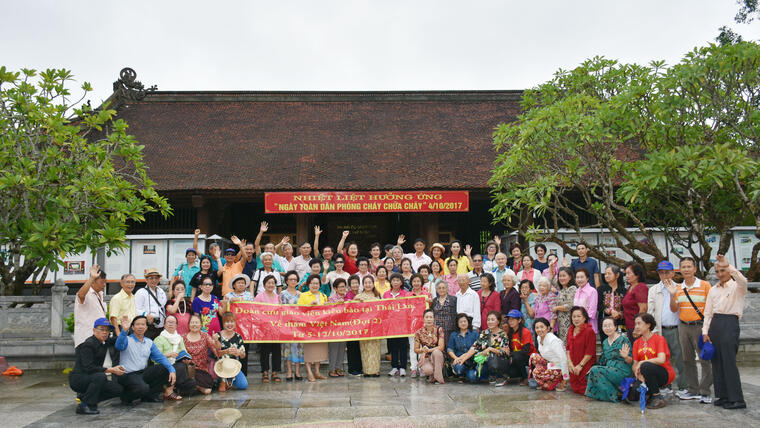 Chuyến về nguồn ý nghĩa của Đoàn cựu giáo viên kiều bào tại Thái Lan