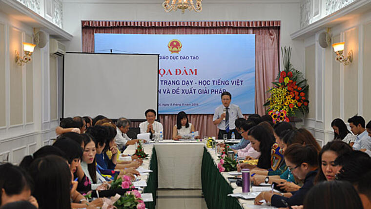 Tọa đàm về thực trạng dạy – học tiếng Việt cho người Việt Nam ở nước ngoài