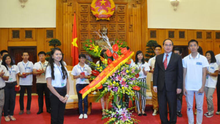 Mặt trận Tổ quốc Việt Nam và Ủy ban Nhà nước về người Việt Nam ở nước ngoài, Bộ Ngoại giao phối hợp vận động người Việt Nam ở nước ngoài và thân nhân