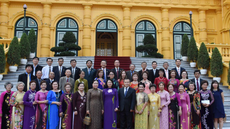 Phó Chủ tịch nước Đặng Thị Ngọc Thịnh tiếp Đoàn cựu giáo viên kiều bào tại Thái Lan