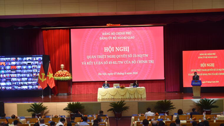 Hội nghị quán triệt, triển khai Nghị quyết số 23-NQ/TW và Kết luận số 49-KL/TW của Bộ Chính trị  trong toàn Đảng bộ Bộ Ngoại giao