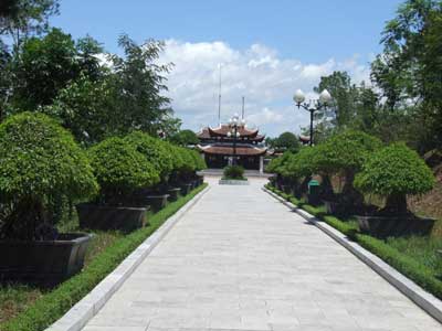 Đền Quang  Trung