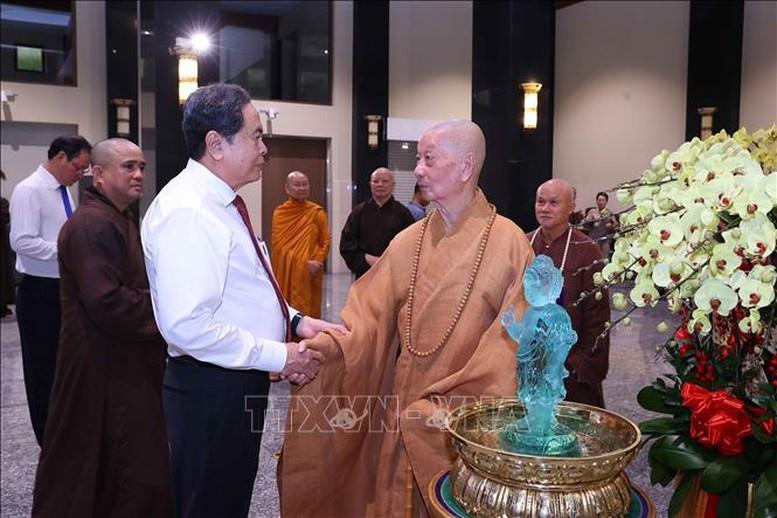 Chủ tịch Quốc hội Trần Thanh Mẫn chúc mừng Đại lễ Phật đản tại TPHCM- Ảnh 1.