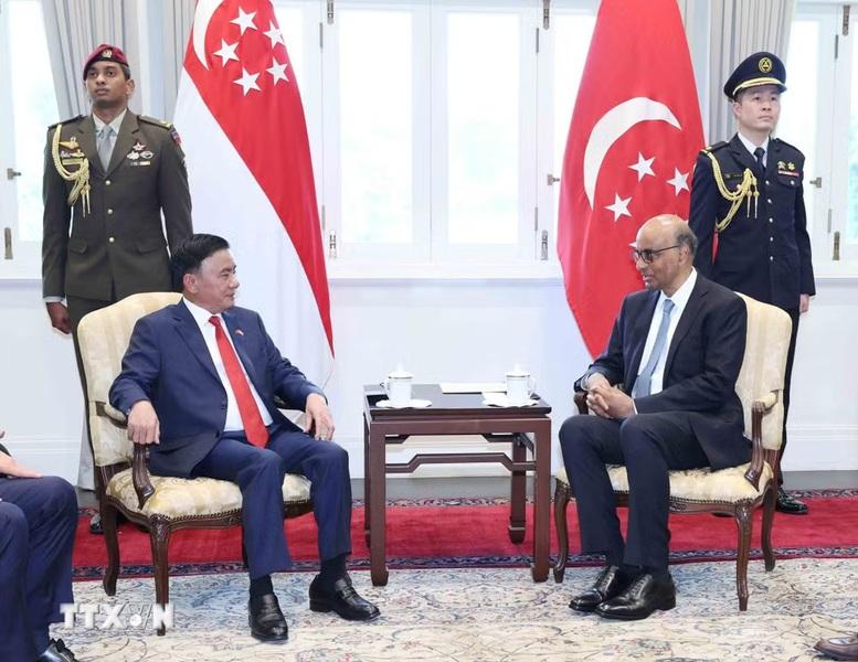 Thường trực Ban Bí thư Trần Cẩm Tú hội kiến Tổng thống Singapore Tharman Shanmugaratnam- Ảnh 2.