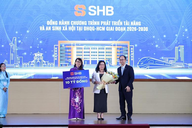 Thủ tướng: Chính phủ ủng hộ mạnh mẽ các ĐHQG trở thành các đại học tinh hoa đẳng cấp thế giới- Ảnh 10.