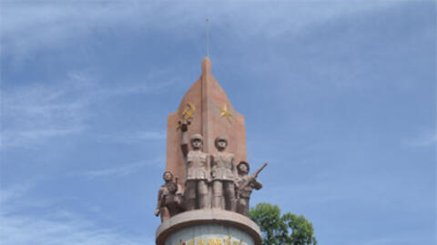 Tuổi trẻ kiều bào tìm hiểu về truyền thống cách mạng dân tộc tại Cà Mau