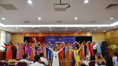 Bế mạc Khoá tập huấn giảng dạy tiếng Việt cho giáo viên kiều bào năm 2023