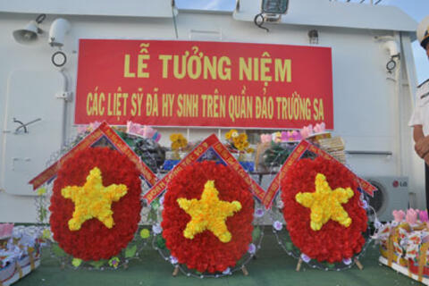 Tưởng niệm các liệt sĩ hy sinh tại đảo Cô Lin và Nhà giàn DK1