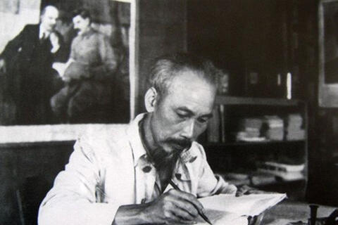 Vật chất và tinh thần - Tư tưởng triết học Hồ Chí Minh qua Nhật ký trong tù