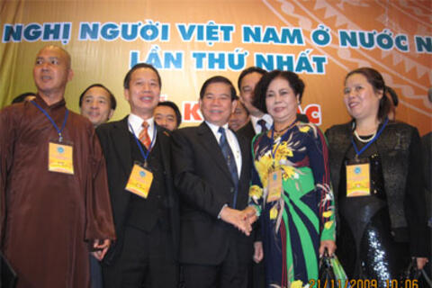 Việt Nam - điểm đến của niềm tin và tình yêu