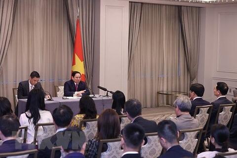 Thủ tướng gặp trí thức Việt kiều và sinh viên Việt Nam tại New York