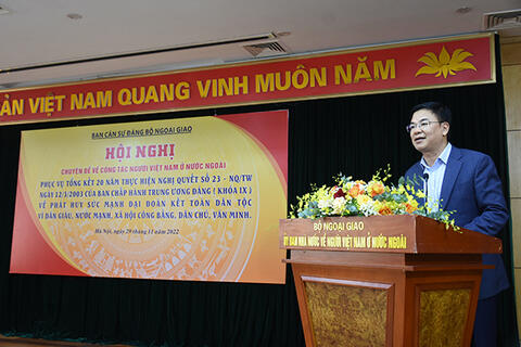 Hội nghị Chuyên đề về công tác người Việt Nam ở nước ngoài phục vụ tổng kết 20 năm thực hiện Nghị Quyết 23