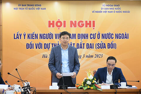 Hội nghị lấy ý kiến người Việt Nam định cư ở nước ngoài  đối với Dự thảo Luật Đất đai (sửa đổi)