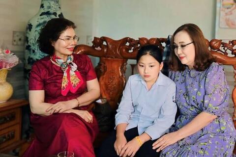 Phụ nữ Việt tại Châu Âu: hơn 2 năm đồng hành cùng chương trình “Mẹ đỡ đầu“