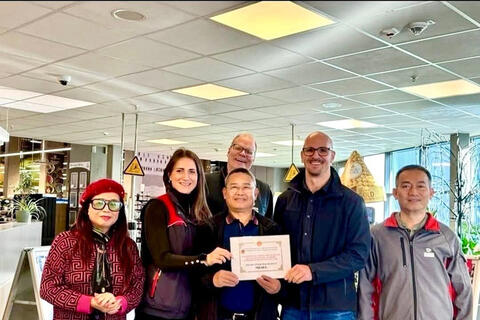 Cộng đồng người Việt tại Đức chung tay hỗ trợ đồng bào khắc phục hậu quả lũ lụt