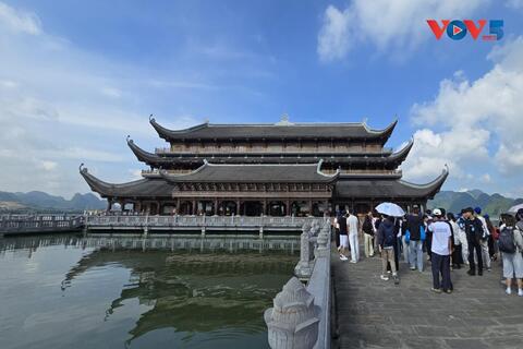Trại hè Việt Nam 2026: Ấn tượng hành trình Tam Chúc trong các bạn trẻ kiều bào