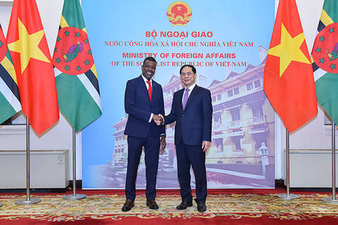 Việt Nam-Dominica nhất trí mở rộng quan hệ hợp tác cả trên bình diện song phương và đa phương