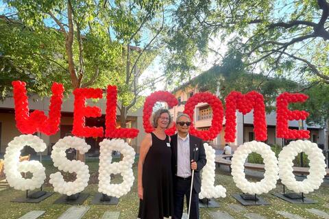 Người “xây cầu” tri thức giữa Việt Nam và thế giới