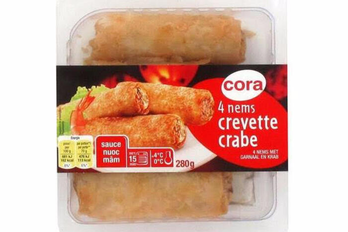Cửa hàng Monoprix (Pháp) quảng cáo Nem đi kèm nước mắm