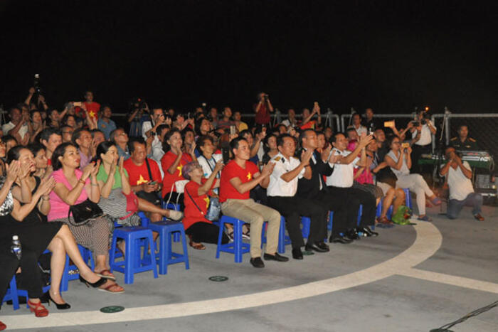 Đông đảo đại biểu tham gia đêm giao lưu
