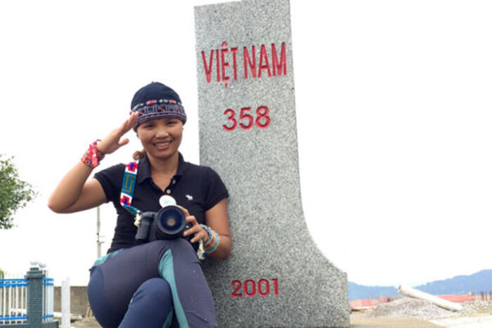 Trên cột mốc 358 - Ảnh: Đức Hùng