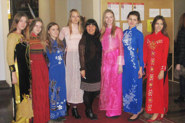 Các sinh viên Ucraina hóa thân trong tà áo dài – nét đẹp văn hóa truyền thống  của phụ nữ Việt Nam - Ảnh tư liệu