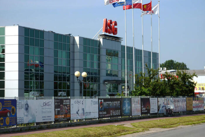 Trung tâm thương mại ASG – nơi phân phối nhiều mặt hàng VN tại Ba Lan