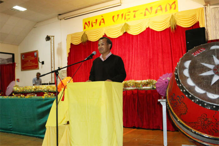 Thứ trưởng Vũ Hồng Nam phát biểu tại buổi gặp gỡ bà con cộng đồng