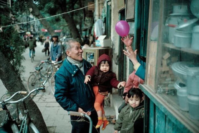 Hà Nội, 1989: Trên đường phố