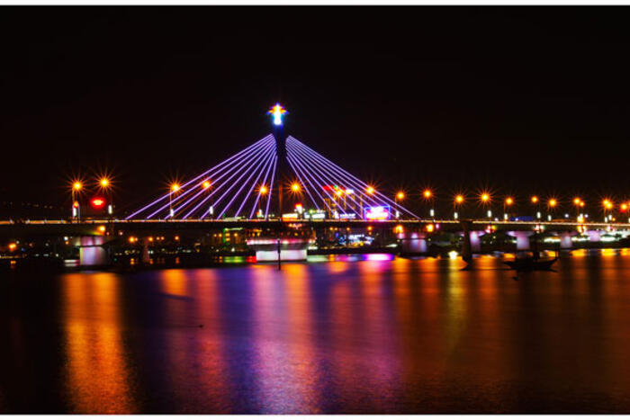 Cầu quay sông Hàn