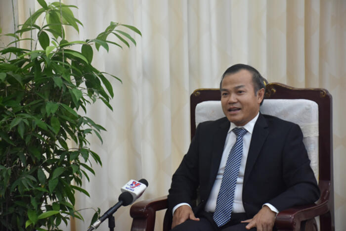 Thứ trưởng Vũ Hồng Nam trong buổi trả lời phỏng vấn báo chí