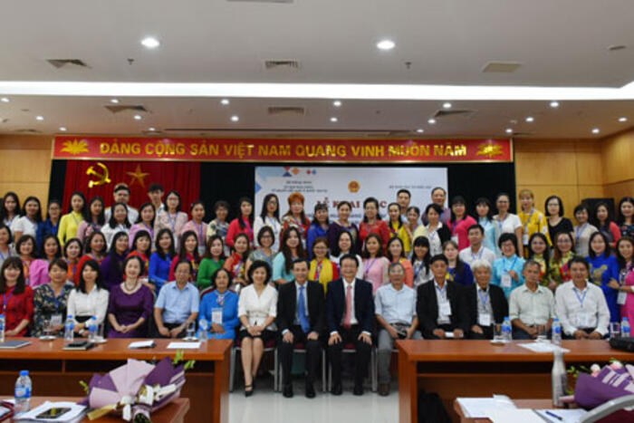 Khóa tập huấn về phương pháp giảng dạy tiếng Việt cho giáo viên NVNONN năm 2019 thu hút 80 học viên – con số đông nhất từ trước tới nay (Hà Nội, tháng 8/2019)