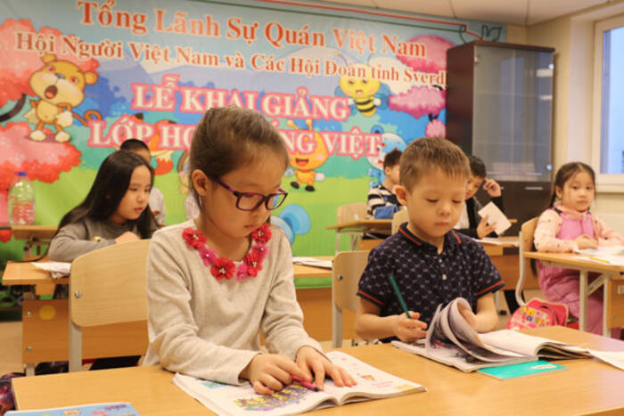 Lớp học tiếng Việt tại thành phố Ekaterinburg, LB Nga