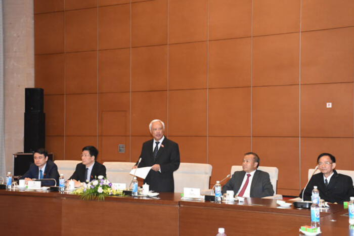 Phó Chủ tịch Quốc hội Uông Chu Lưu phát biểu tại buổi tiếp