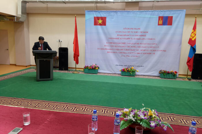 Ngài D.ENKHBAT, đại diện Bộ Ngoại giao Mông Cổ phát biểu