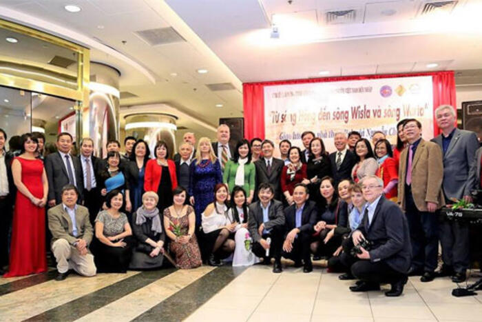 Chụp ảnh lưu niệm