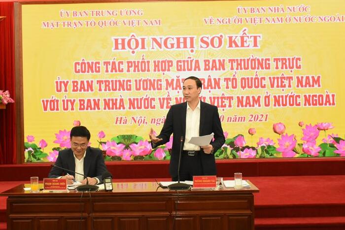 Phó Chủ tịch UBTƯ MTTQ Việt Nam Phùng Khánh Tài phát biểu tại Hội nghị