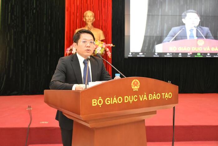 Ông Ngô Trịnh Hà -Phó Chủ nhiệm Ủy ban Nhà nước về NVNONN phát biểu tại buổi lễ