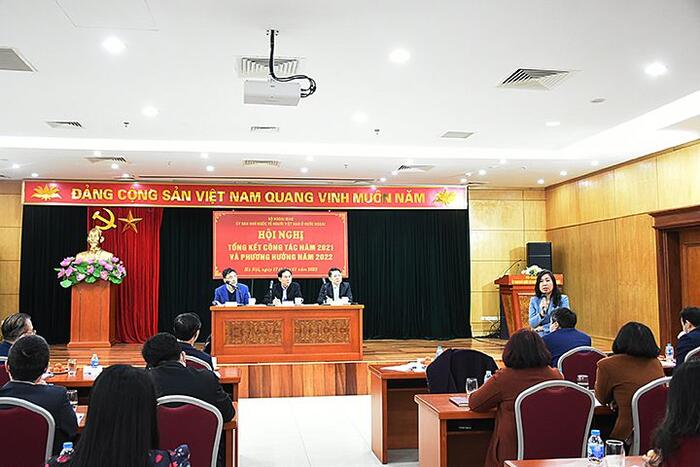 Trợ lý Bộ trưởng Lê Thị Thu Hằng phát biểu tại Hội nghị