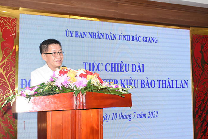 Ông Hồ Văn Lâm thay mặt Đoàn doanh nghiệp kiều bào cảm ơn sự tiếp đón trọng thị của tỉnh dành cho Đoàn